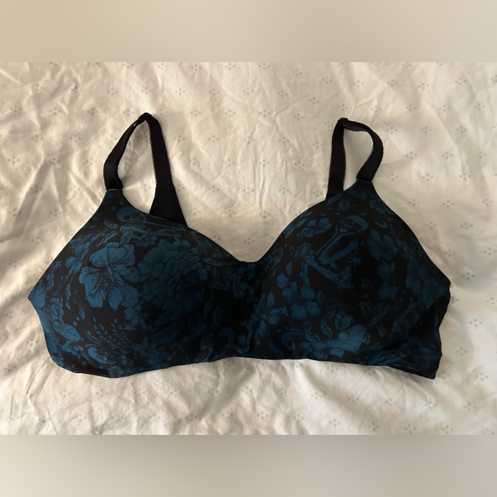 Torrid bra - black and blue skeleton and flowers - 38D